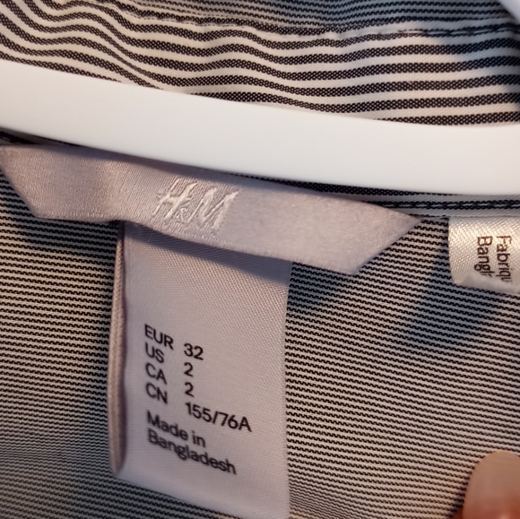 H & M Grey Dress Shirt - Picture 4 of 7